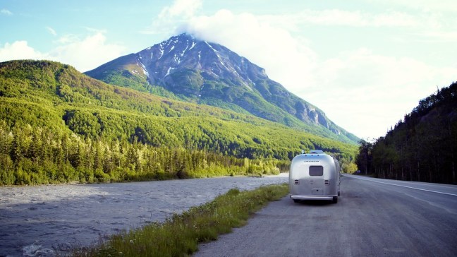 Dinner break along the Matanuska River