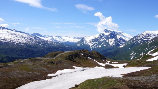 Road to Valdez