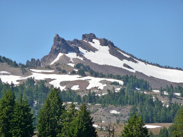 Entrance to Crater Lake